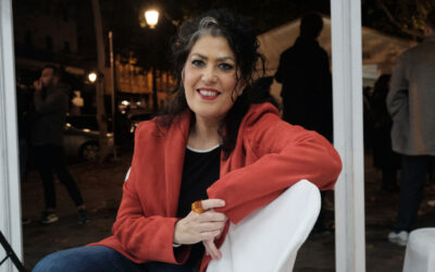 Entre la imaginación y el rigor: Eva Díaz Pérez y «Los viajeros del continente»